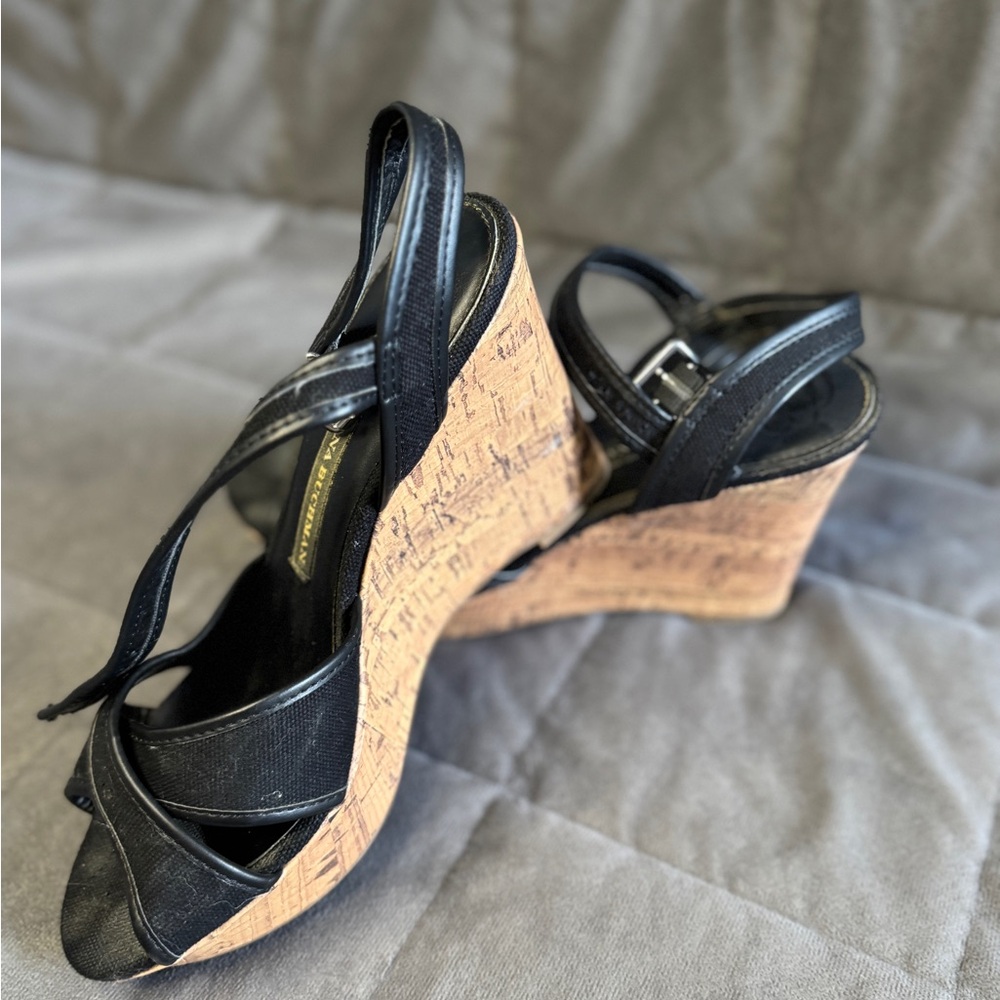 Dana Buchman Wedges